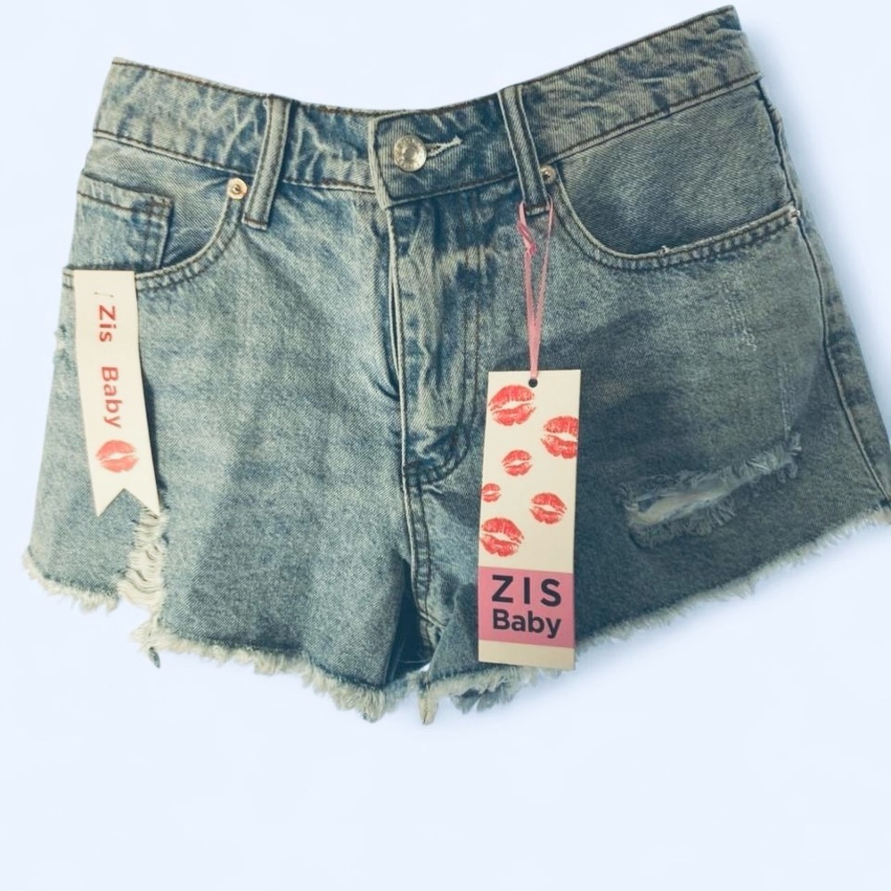 Blue denim shorts with frayed hem and distressed details Zis baby 11
